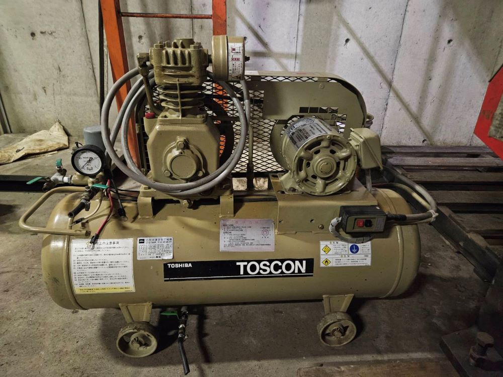 コンプレッサー（レシプロ） 東芝 0.75kw(1馬力) SP10D-7T1 中古 