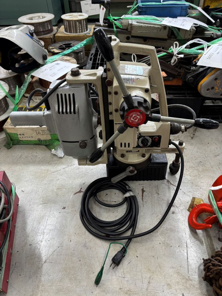 アトラマスター　日東工器　M-250AD　中古機