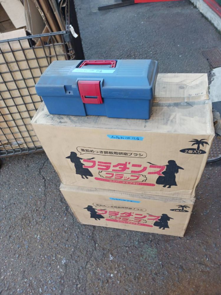 バリ取り機　アマダ製　AUDEBU-1000　2014年製　中古機