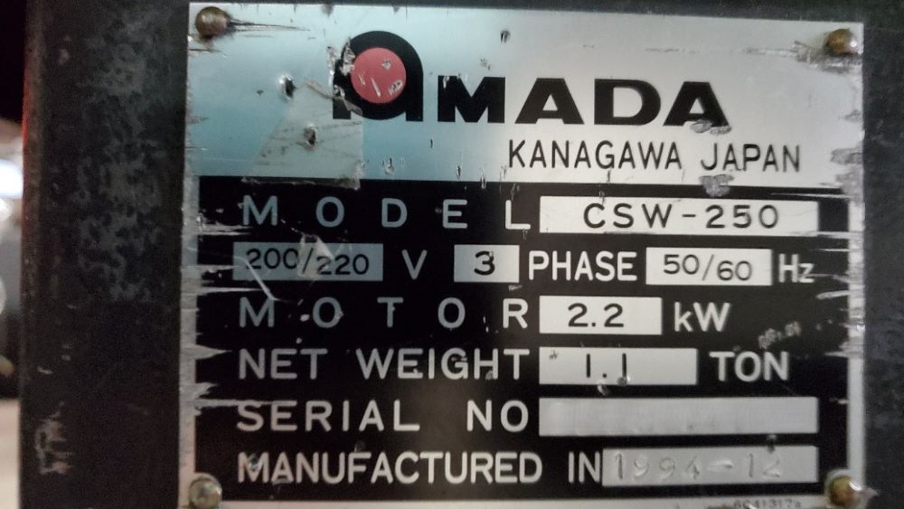 コーナシャー　CSW-250　アマダ製　中古機　1994年