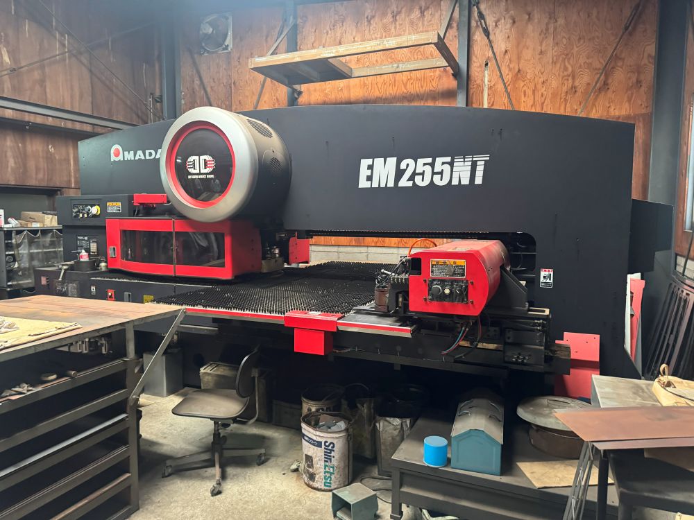 アマダ製 タレットパンチプレス EM-255NT　2006年製　中古機,中古,機械,買取