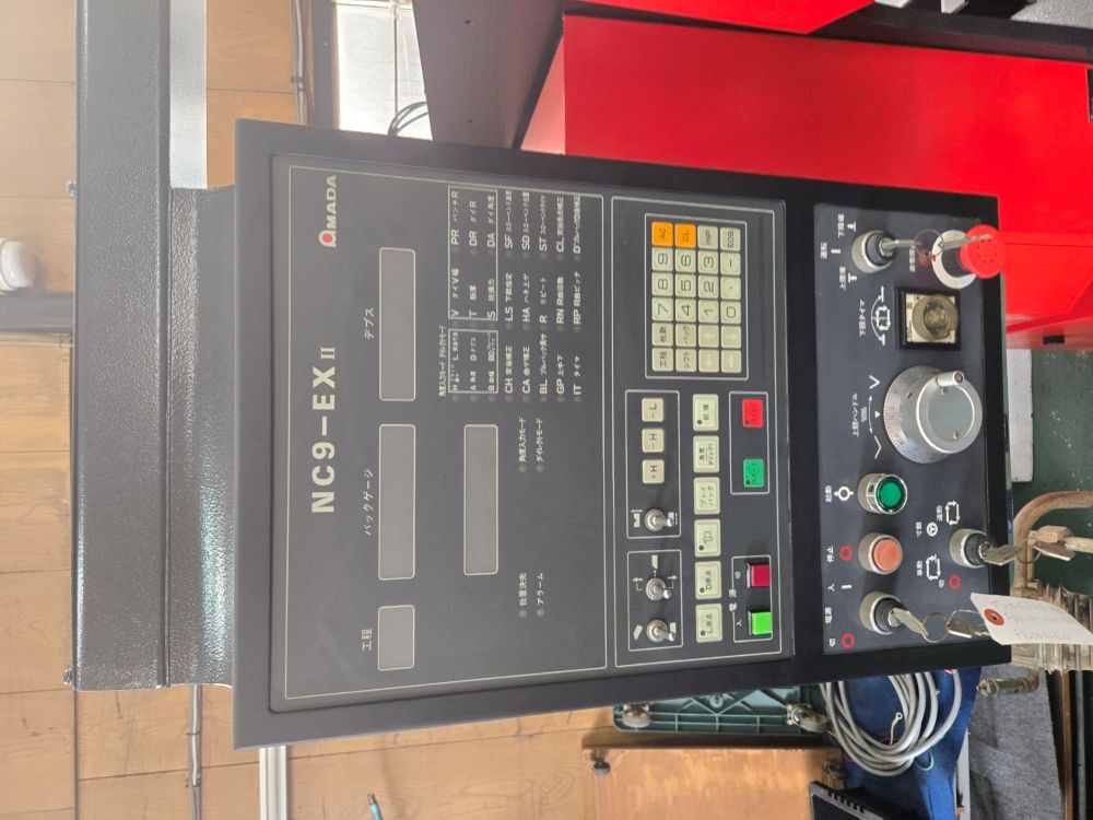 プレスブレーキ　FBD-3512E(NC-9EXⅡ)　アマダ製　1988年製　中古機