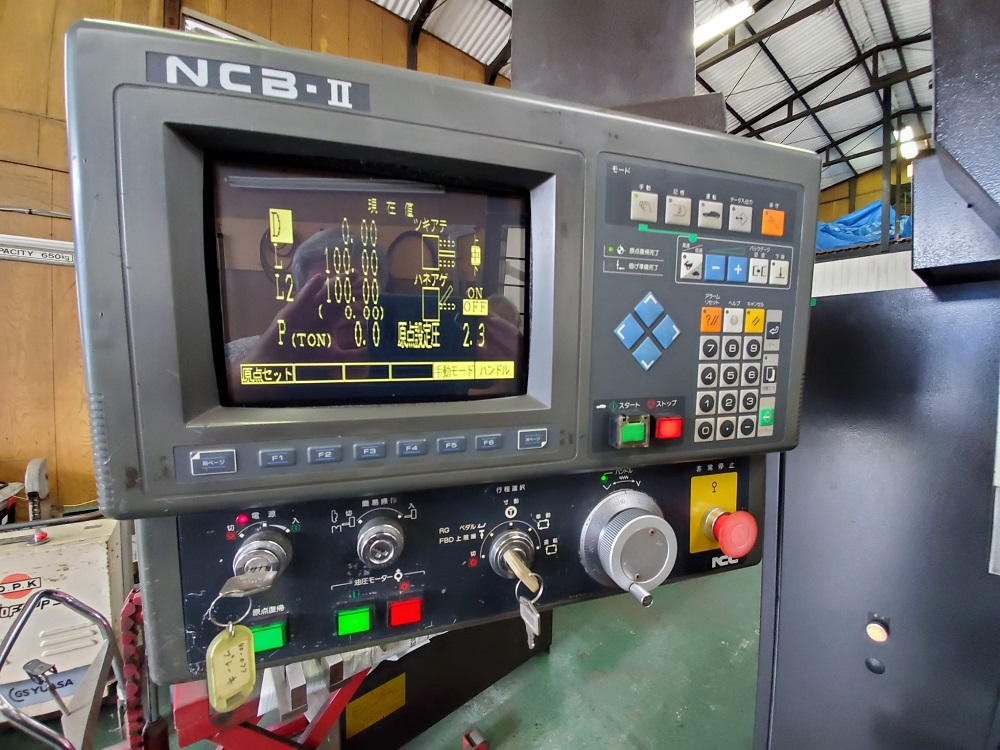プレスブレーキ　RFB-3512　ニコテック製　1996年 中古機