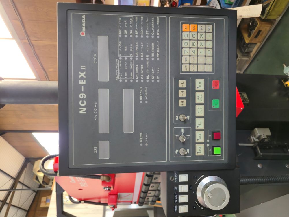 プレスブレーキ　RG-50S（NC-9EXⅡ）アマダ製　1989年　中古機