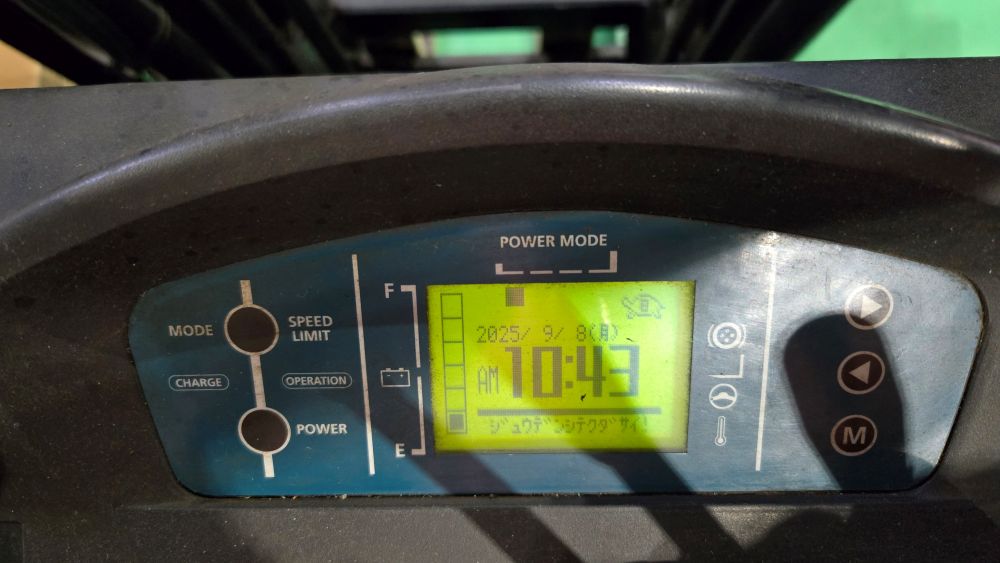 フォークリフト(リーチ)　トヨタ製　8FBR15　2005年製　1.5T　中古機