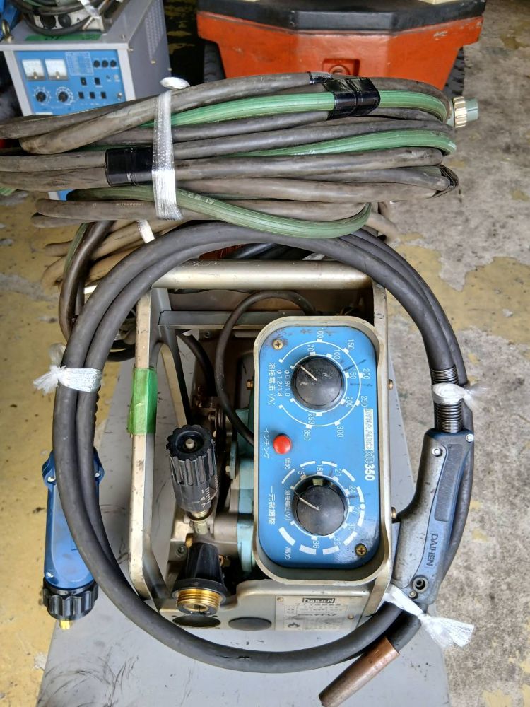 CO2/MAG半自動溶接機　XD-350　ダイヘン　2006年　中古