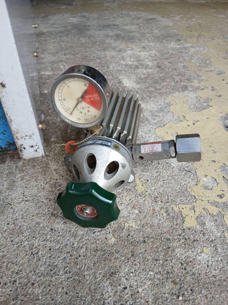 CO2/MAG半自動溶接機　XD-350　ダイヘン　2006年　中古
